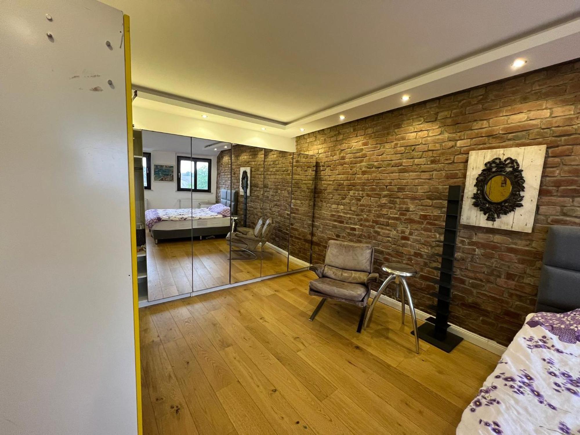 Wu Flats Apartment วุปปาทัล ภายนอก รูปภาพ