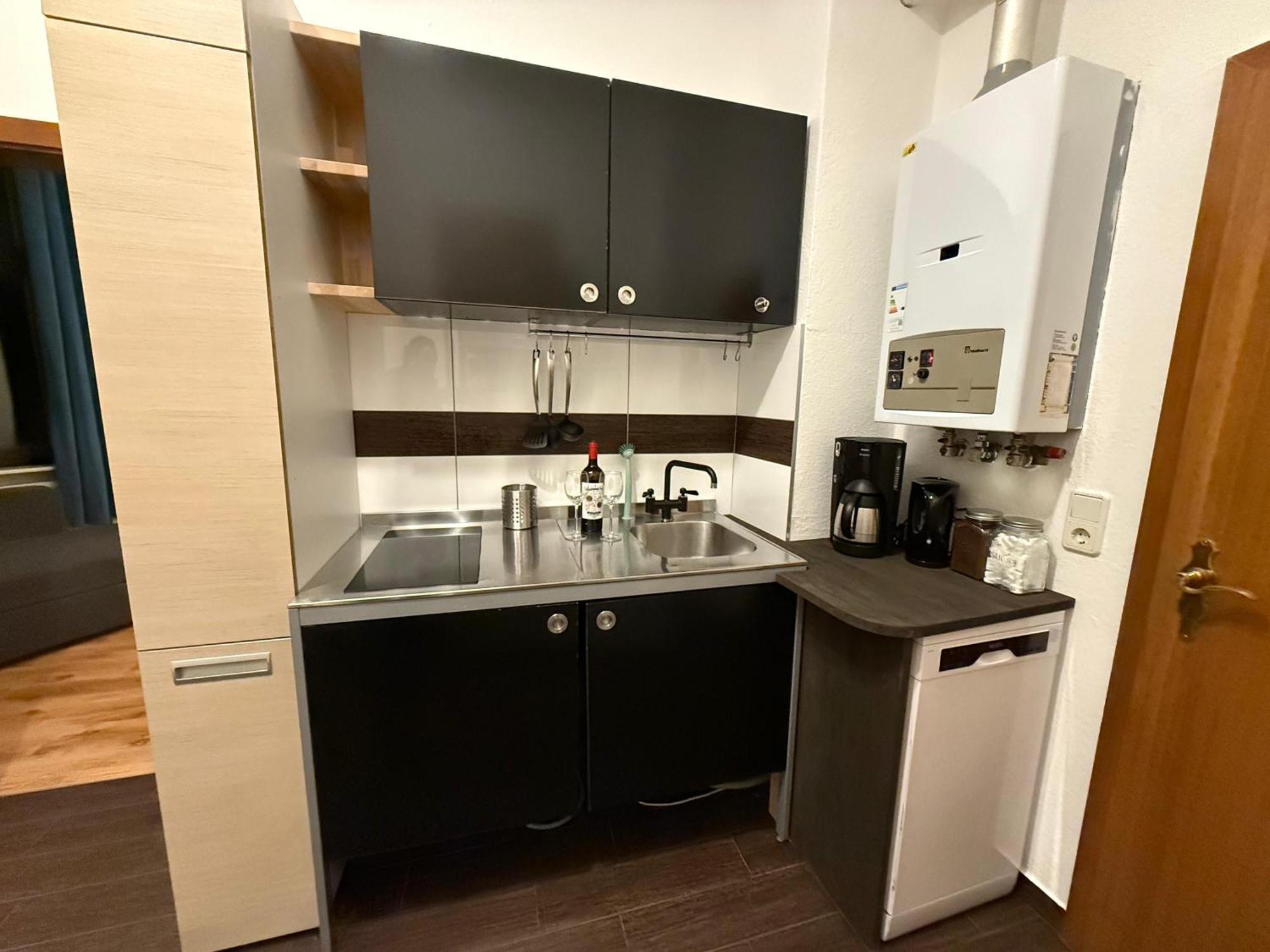 Wu Flats Apartment วุปปาทัล ภายนอก รูปภาพ