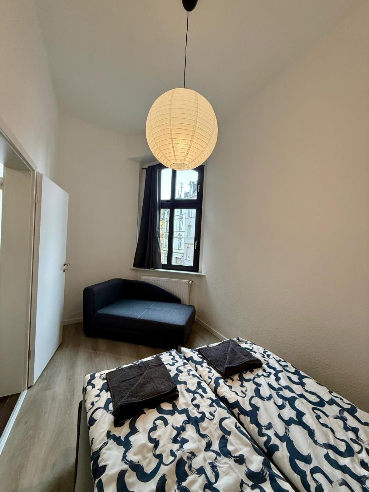Wu Flats Apartment วุปปาทัล ภายนอก รูปภาพ